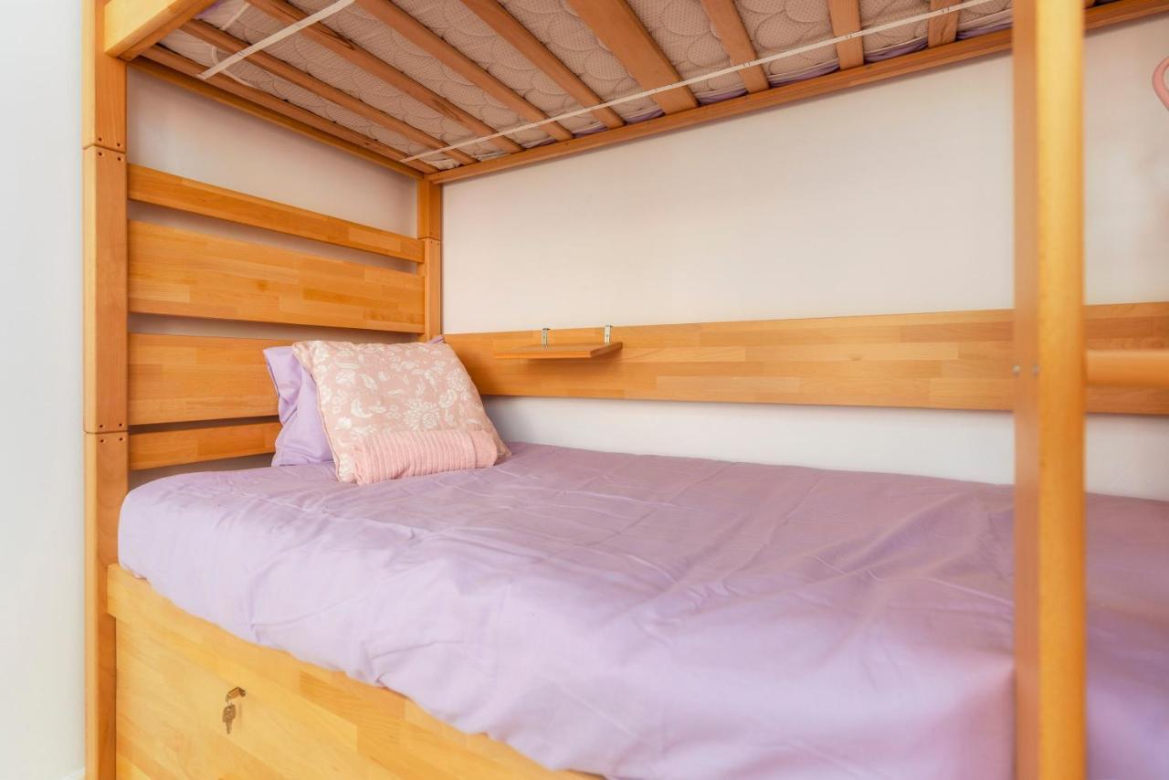 Bed in 6-Bed Female Dormitory Room,1312092787:JPEG